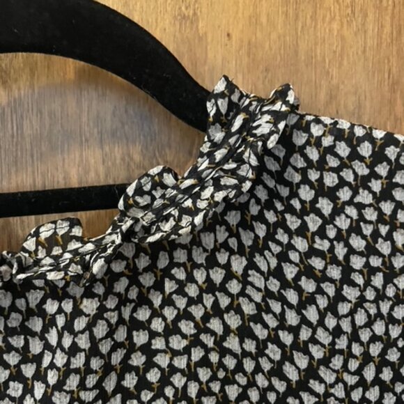 Floral Blouse - Picture 2 of 3